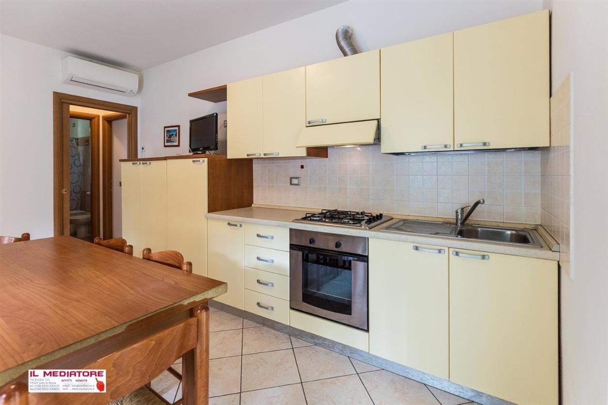 Le Terrazze Apartments Лідо-ді-Спіна Екстер'єр фото