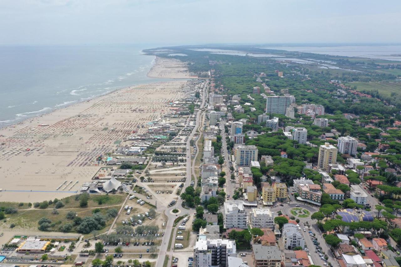 Le Terrazze Apartments Лідо-ді-Спіна Екстер'єр фото